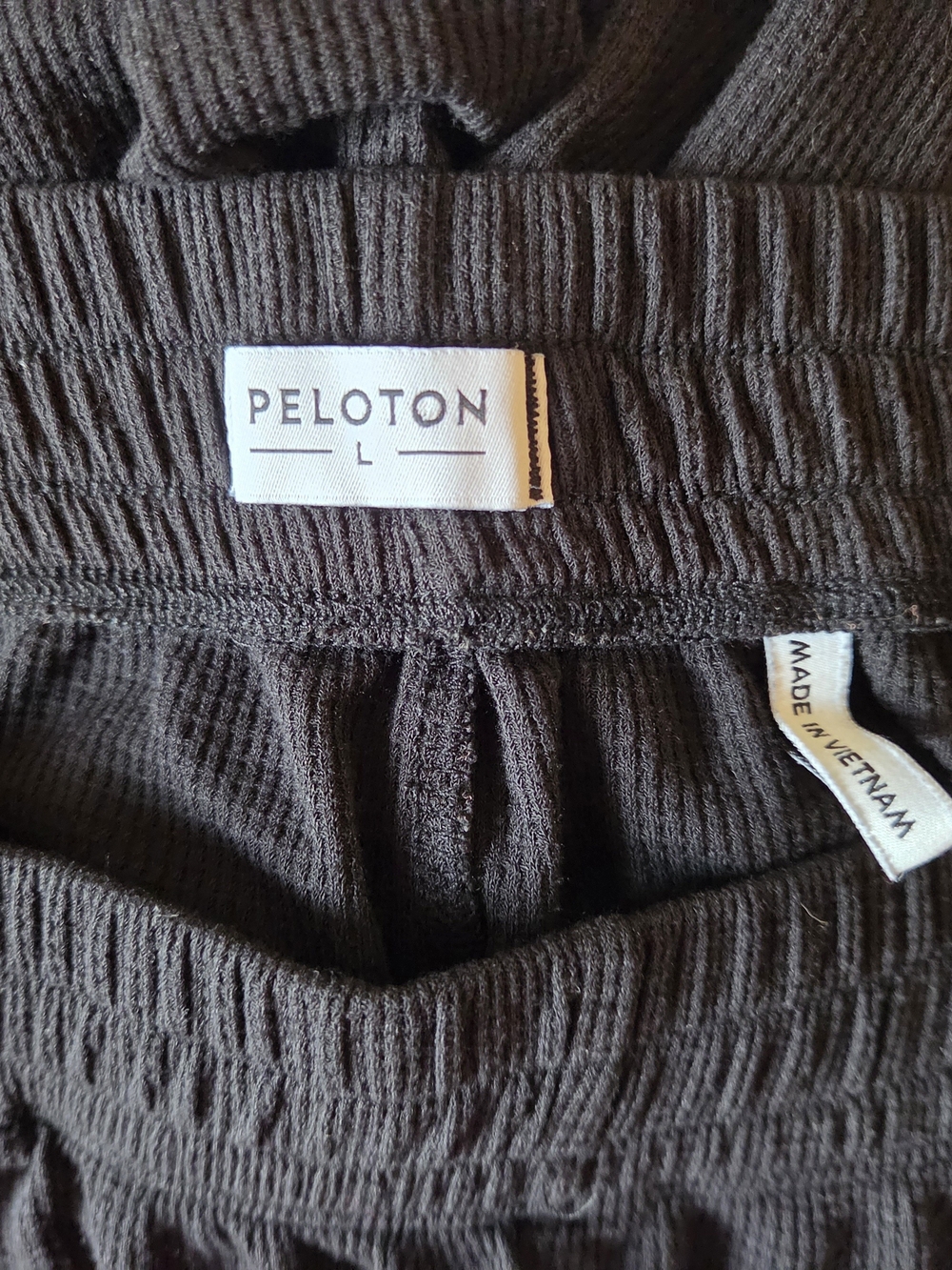 Peloton Black Waffle Knit Sweatshirt Jogger Lounge Set Size L - Picture 7 of 7